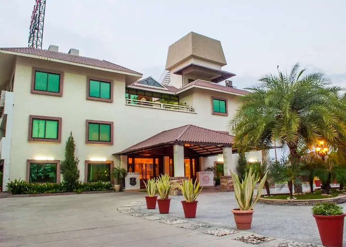Jalsa Hotel & Banquets,Indore
